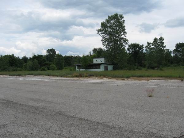 Maple City Drive-In Theatre - Summer 2013